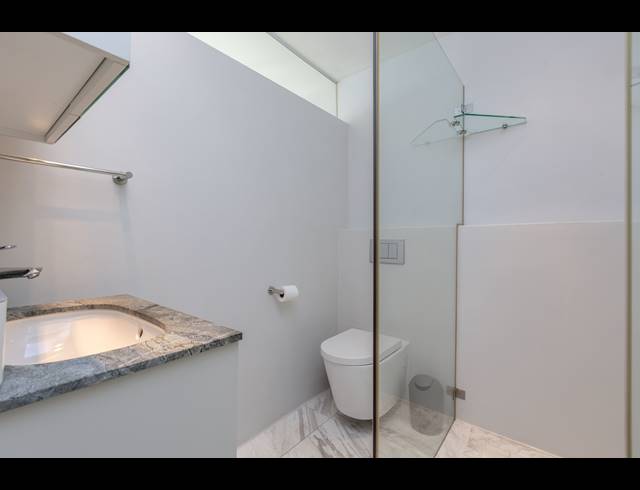 3 BEDROOM APARTMENT TO LET IN DE WATERKANT
